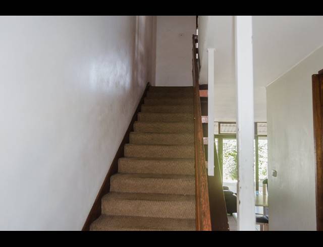 3 BEDROOM TOWNHOUSE FOR SALE IN SCOTTBURGH CENTRAL
